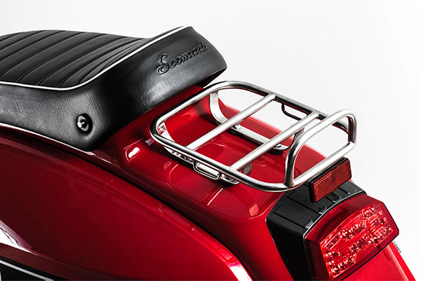 REAR LIGHT (3) REAR LIGHT (3)