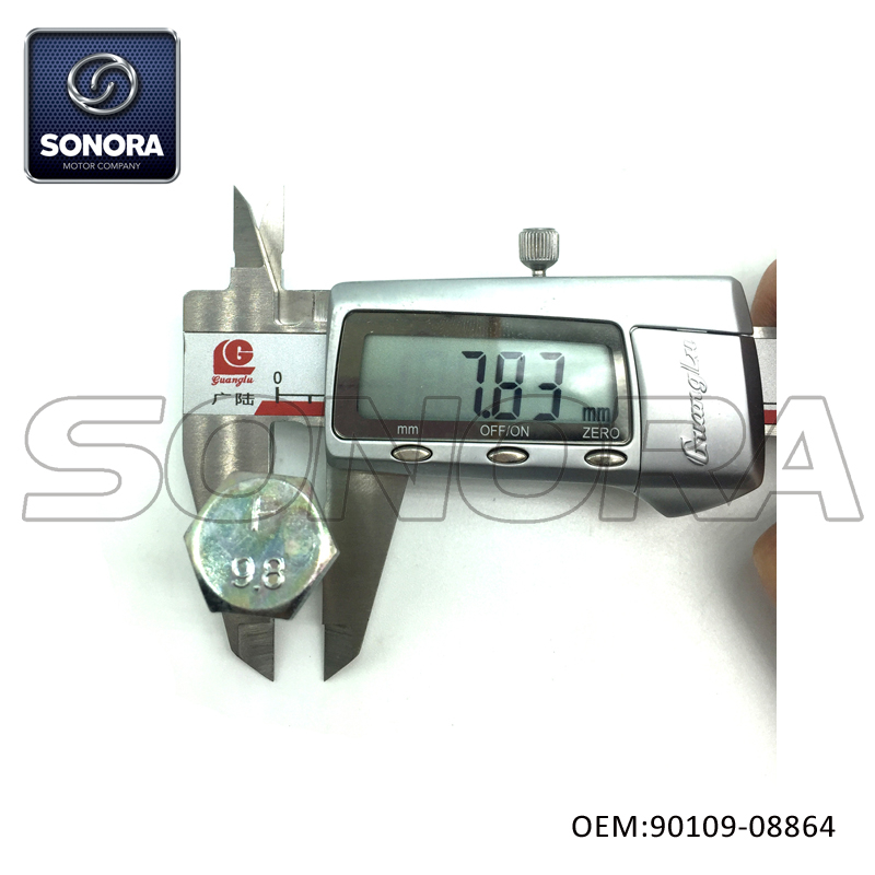 YAMAHA YBR 125 Bolt Flange M8x35 (OEM: 90109-08864) Top Quality