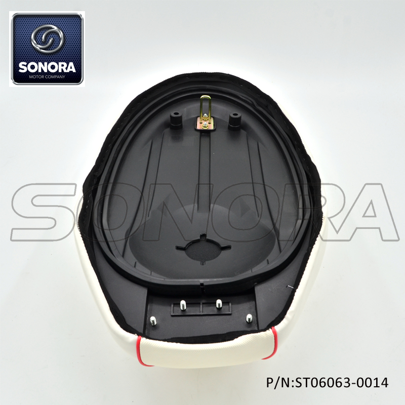 ST06063-0014 (3)