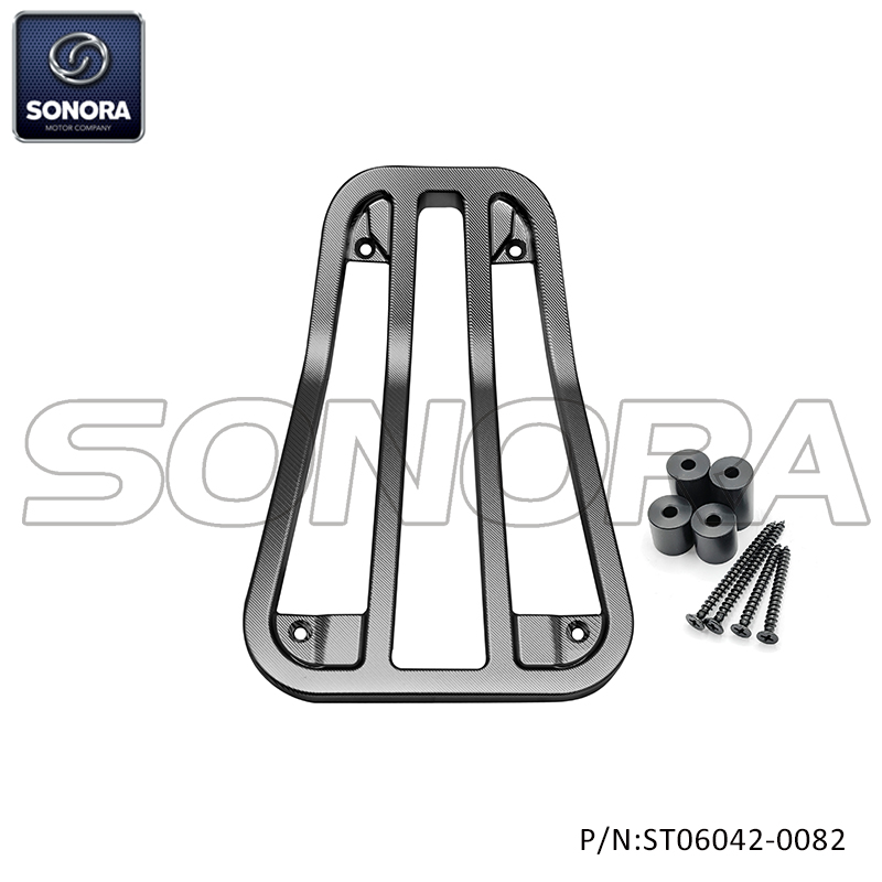 ST06042-0082 (1)