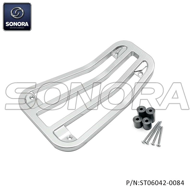 ST06042-0084 (3)