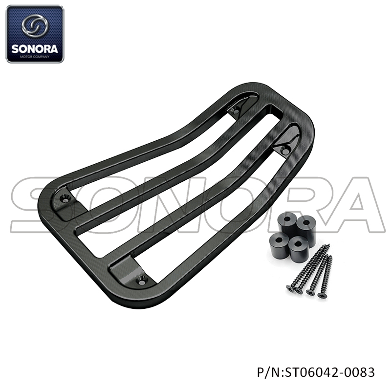 ST06042-0083 (3)
