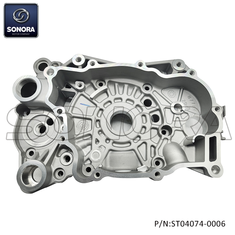 PIAGGIO VESPA GTS Right Crankcase 1A000966 (P/N:ST04074-0006 ） Top Quality 