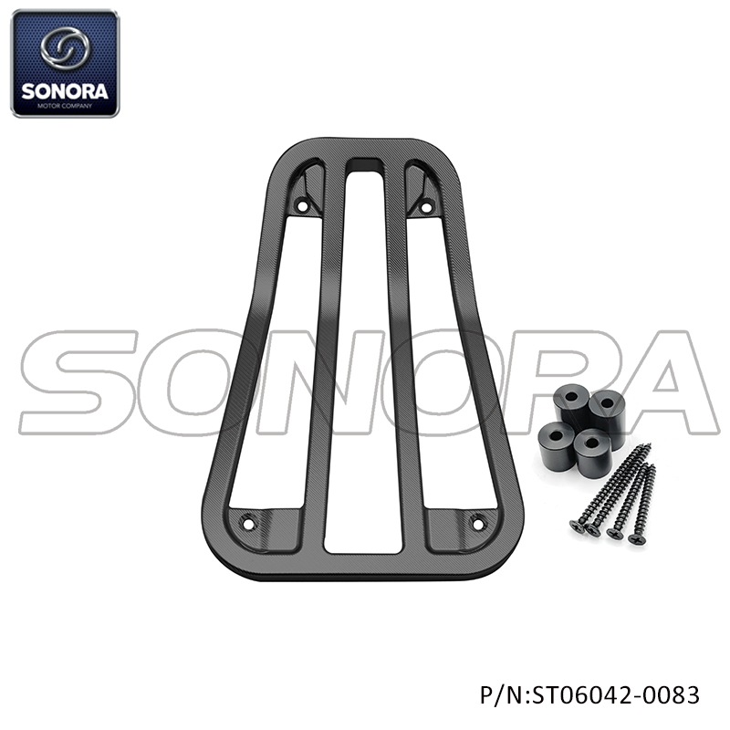 ST06042-0083 (1)